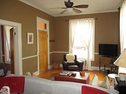 E Street Townie 2 Bedroom Holiday Home By Pinon Vacation Rentals