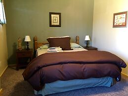 Gantt s Corner 3 Bedroom Holiday Home By Pinon Vacation Rentals