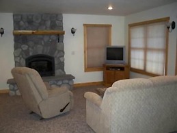 Grand View 4 Bedroom Holiday Home By Pinon Vacation Rentals