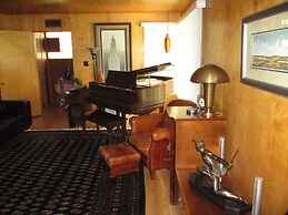 Heister House 3 Bedroom Holiday Home By Pinon Vacation Rentals