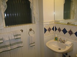 Heister House 3 Bedroom Holiday Home By Pinon Vacation Rentals