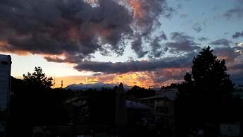 Mountain High 2 Bedroom Holiday Home By Pinon Vacation Rentals