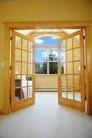 Mountain Modern 4 Bedroom Holiday Home By Pinon Vacation Rentals