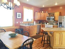 Mountain Modern 4 Bedroom Holiday Home By Pinon Vacation Rentals
