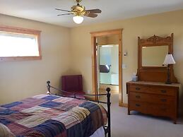 Mountain Modern 4 Bedroom Holiday Home By Pinon Vacation Rentals