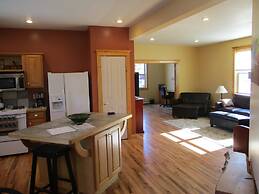 Mountain Modern 4 Bedroom Holiday Home By Pinon Vacation Rentals