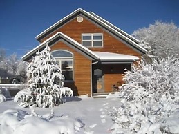 Mountain Modern 4 Bedroom Holiday Home By Pinon Vacation Rentals
