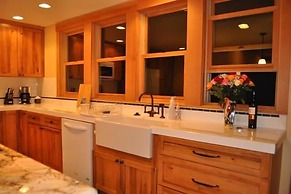 River House 5 Bedroom Holiday Home By Pinon Vacation Rentals