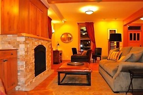 River House 5 Bedroom Holiday Home By Pinon Vacation Rentals