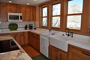 River House 5 Bedroom Holiday Home By Pinon Vacation Rentals
