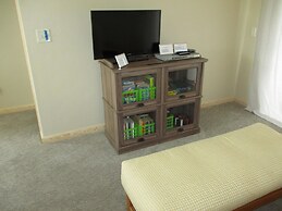 River Walk 2 Bedroom Holiday Home By Pinon Vacation Rentals