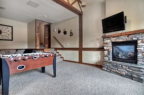 No 2 Luxurious Castle Glen Estate