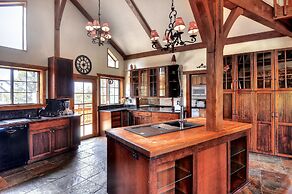 No 2 Luxurious Castle Glen Estate