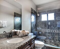 No 4 Grand 8 Bedroom Estate at Castle Glen