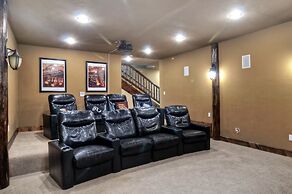 No 4 Grand 8 Bedroom Estate at Castle Glen