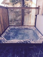 No 19 Luxury Village Retreat