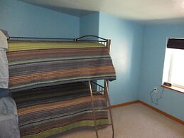River Lover's 3 Bedroom Holiday Home By Pinon Vacation Rent.