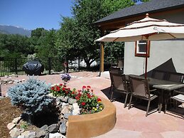 River Lover's 3 Bedroom Holiday Home By Pinon Vacation Rent.