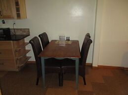 River Lover's 3 Bedroom Holiday Home By Pinon Vacation Rent.