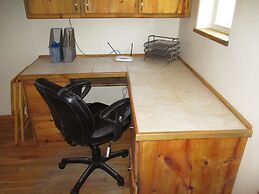 River Lover's 3 Bedroom Holiday Home By Pinon Vacation Rent.