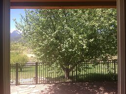 River Lover's 3 Bedroom Holiday Home By Pinon Vacation Rent.