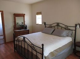 River Lover's 3 Bedroom Holiday Home By Pinon Vacation Rent.