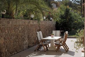 Aelia & Melitta Villas