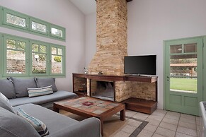 Aelia & Melitta Villas