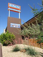 El Patio Inn