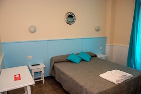 Hostal Emporda