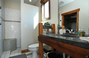 Salida Modern 3 Bedroom Holiday Home By Pinon Vacation Rentals
