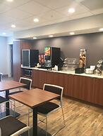 Microtel Inn & Suites by Wyndham Niagara Falls