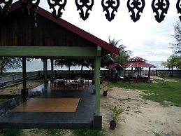 Bayu Beach Penarek
