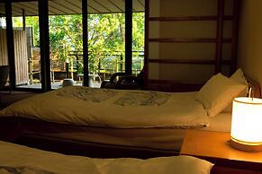 Tatsunokuchi Onsen Matsusaki