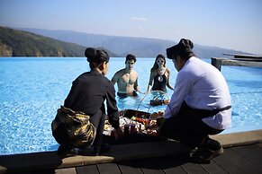 Polo Cherrapunjee Resort