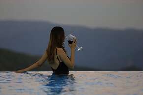 Polo Cherrapunjee Resort