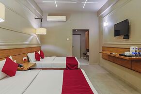 Max Hotels Prayagraj