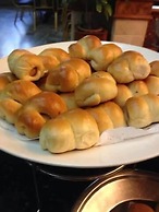 Royal Twins Palace Hotel