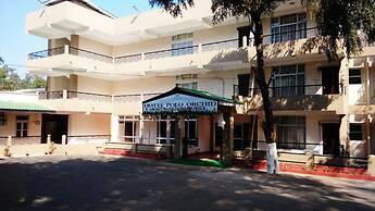 Polo Tura Hotel
