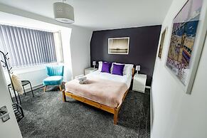 Brighton Holiday Village *Parking Included*