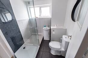 Brighton Holiday Village *Parking Included*