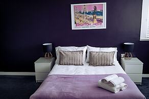 Brighton Holiday Village *Parking Included*