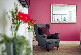 Brighton Holiday Village *Parking Included*