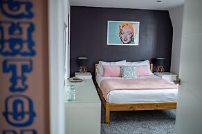 Brighton Holiday Village *Parking Included*