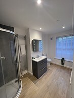 Brighton Holiday Village *Parking Included*