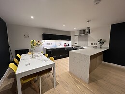 Brighton Holiday Village *Parking Included*