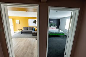 Brighton Holiday Village *Parking Included*