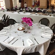 Delora Hotel and Suites