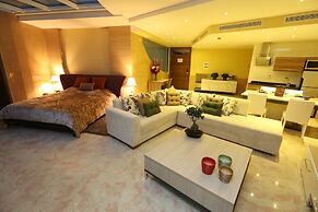 Delora Hotel and Suites