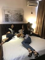 Delora Hotel and Suites